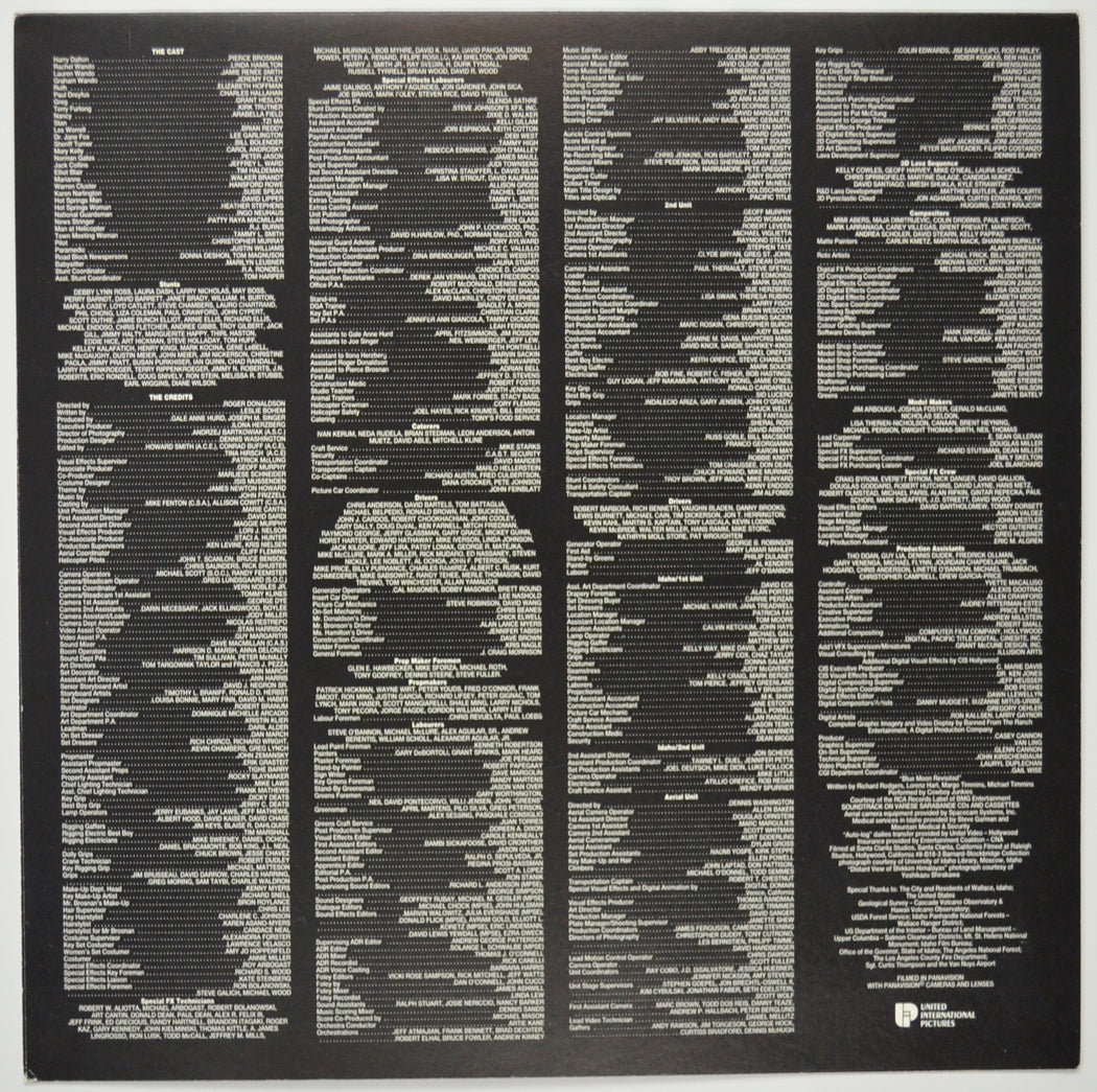 DANTE’S PEAK Cinema Exhibitors Press Synopsis Credits Booklet - BACK