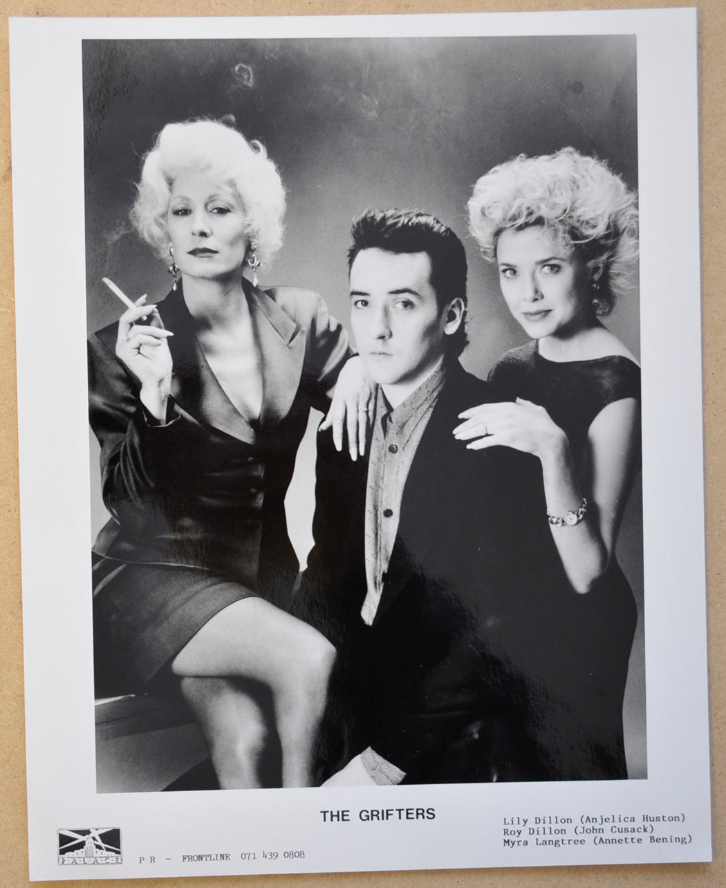 THE GRIFTERS (Still 3) Cinema Black and White Press Stills