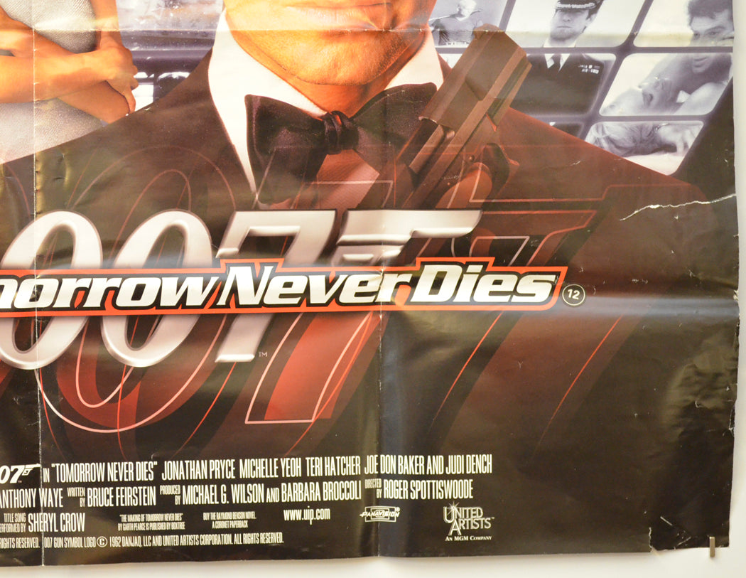 007 : TOMORROW NEVER DIES (Bottom Right) Cinema Quad Movie Poster 