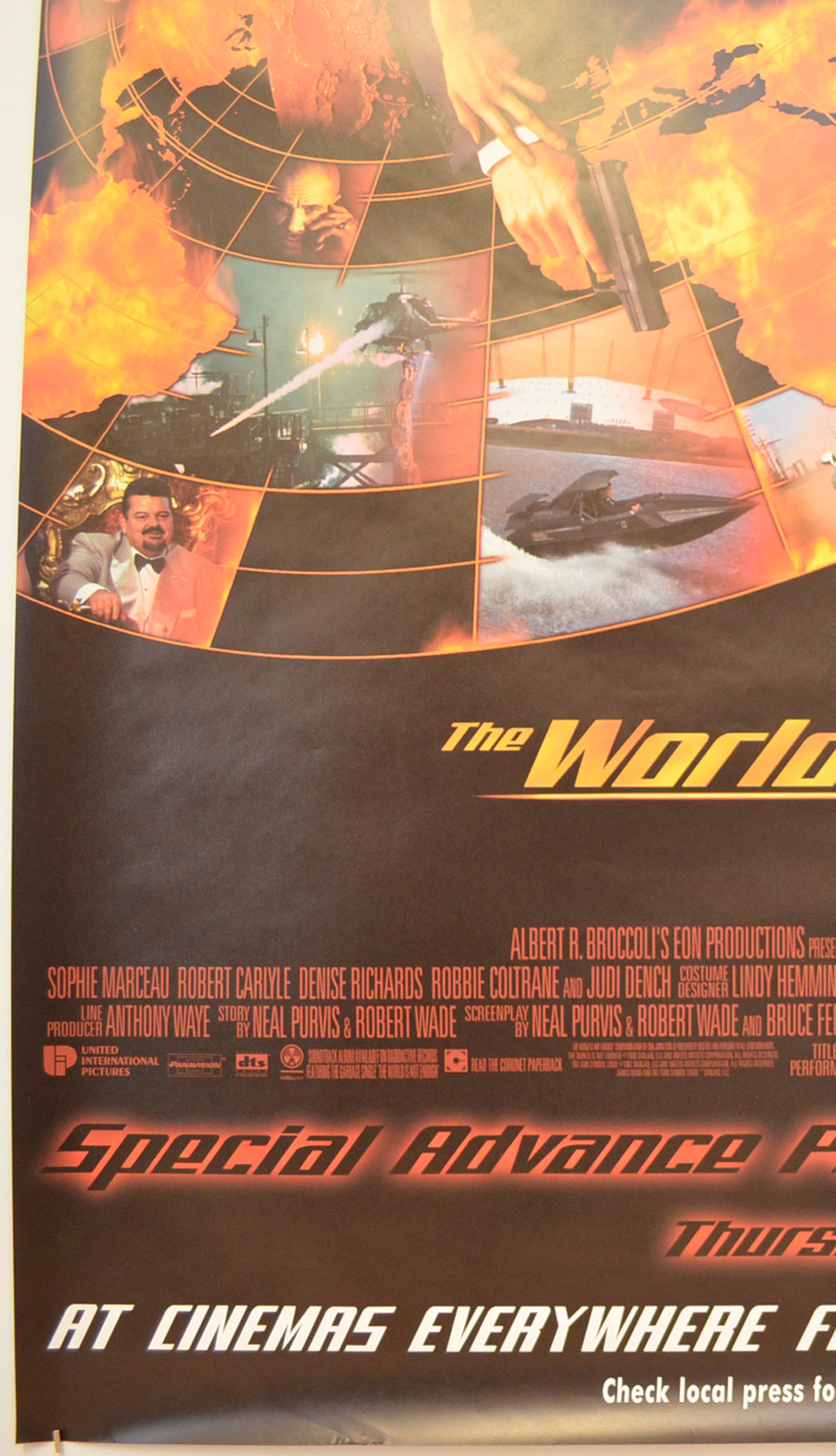 007 : THE WORLD IS NOT ENOUGH (Bottom Left) Cinema 4 Sheet Movie Poster 