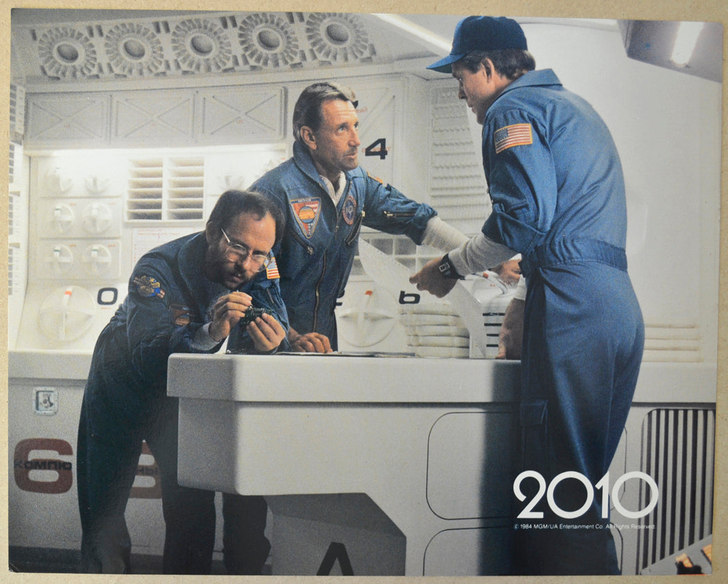 2010 : THE YEAR WE MAKE CONTACT (Card 5) Cinema Lobby Card Set 