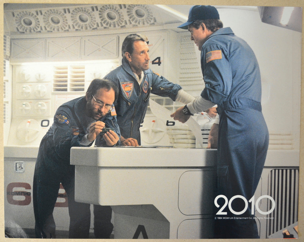 2010 : THE YEAR WE MAKE CONTACT (Card 5) Cinema Lobby Card Set 