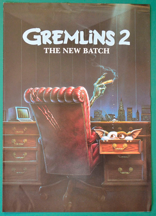 Gremlins 2 : The New Batch Original 4 Page Cinema Exhibitors Synopsis / Credits Booklet  + Advertising Blocks Sheet 