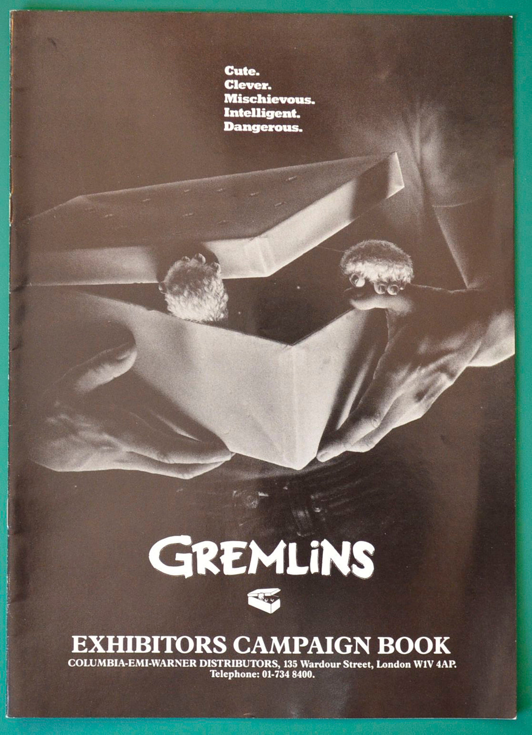 Gremlins Original 12 Page Cinema Exhibitors Campaign Press Book + Synopsis / Credits Booklet 