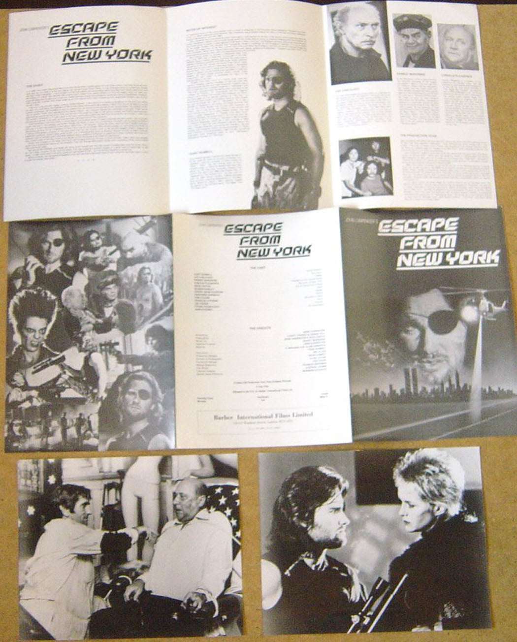 Escape From New York  Original Press Kit With 2 Black And White Stills 