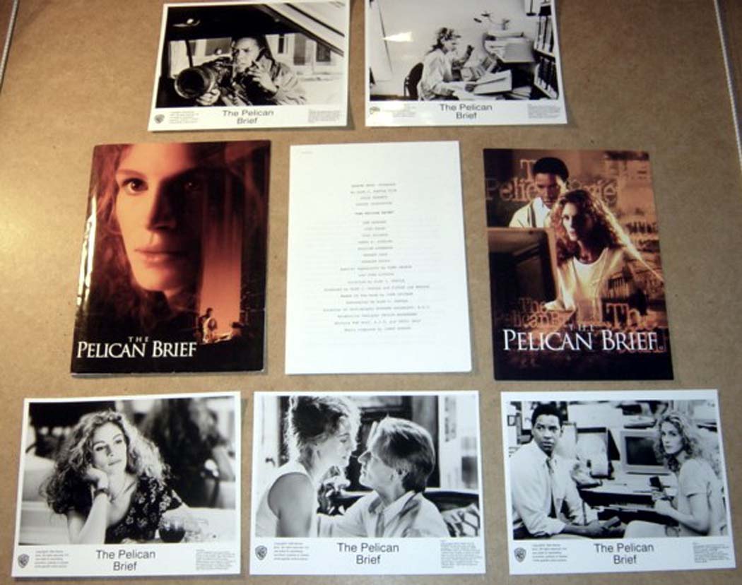 The Pelican Brief  Original Press Kit With 5 Black And White Stills 