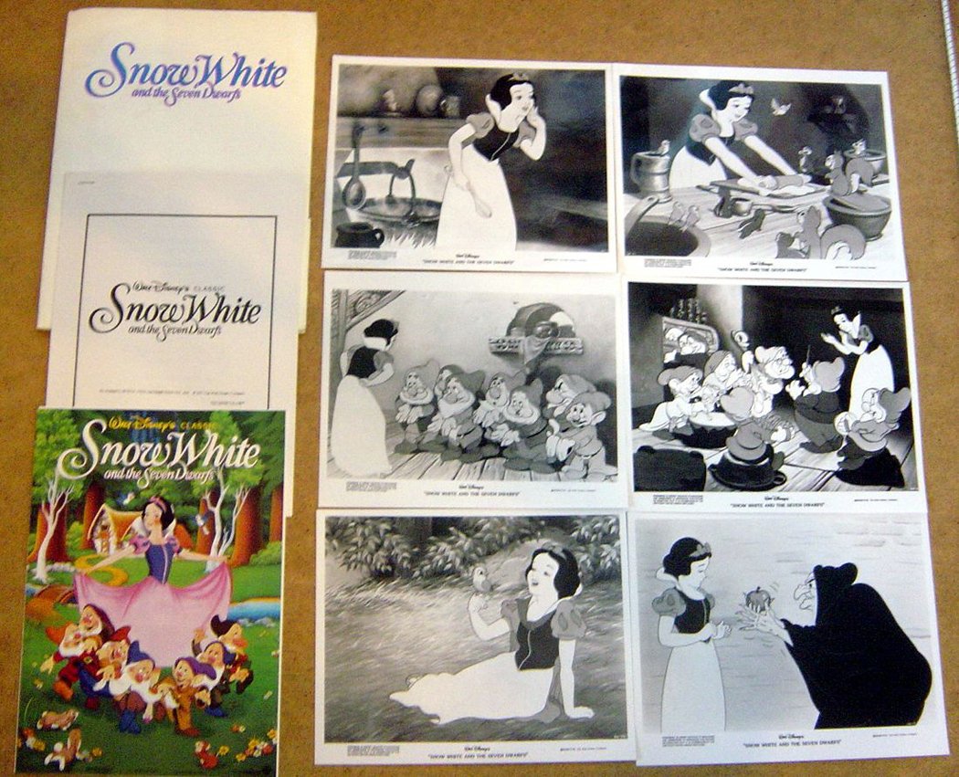 Snow White And The Seven Dwarfs  Original Press Kit With 6 Black And White Stills 