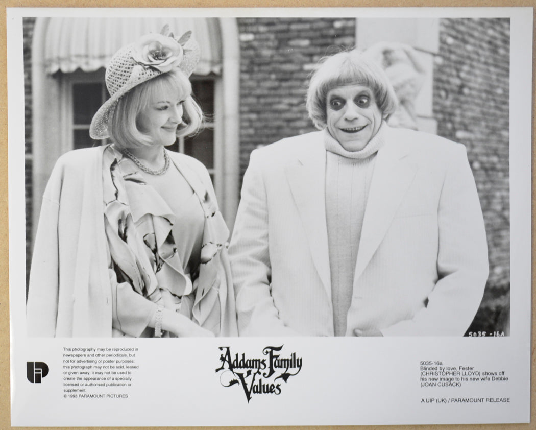 ADDAMS FAMILY VALUES Original Cinema Press Kit – Press Still 03 