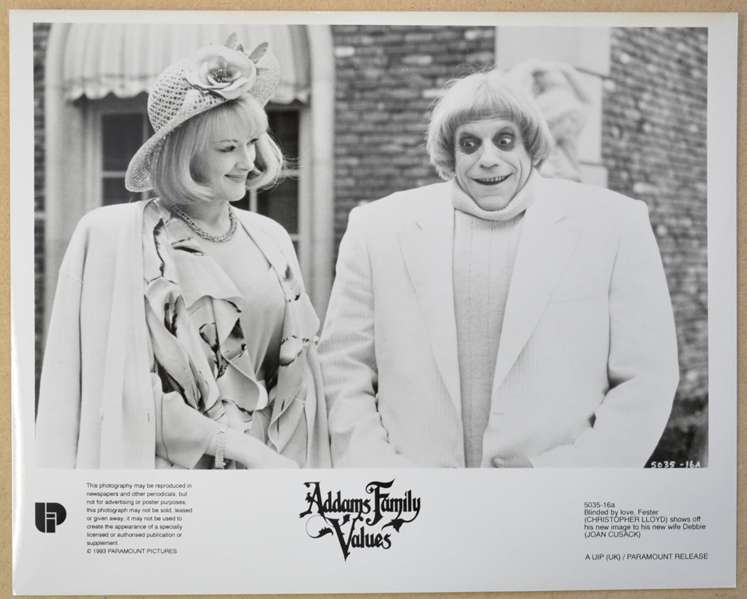 ADDAMS FAMILY VALUES Original Cinema Press Kit – Press Still 03 