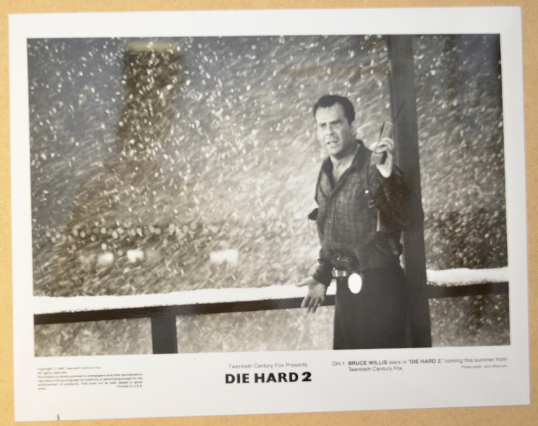 DIE HARD 2 (Still 3) Cinema Black and White Press Stills 