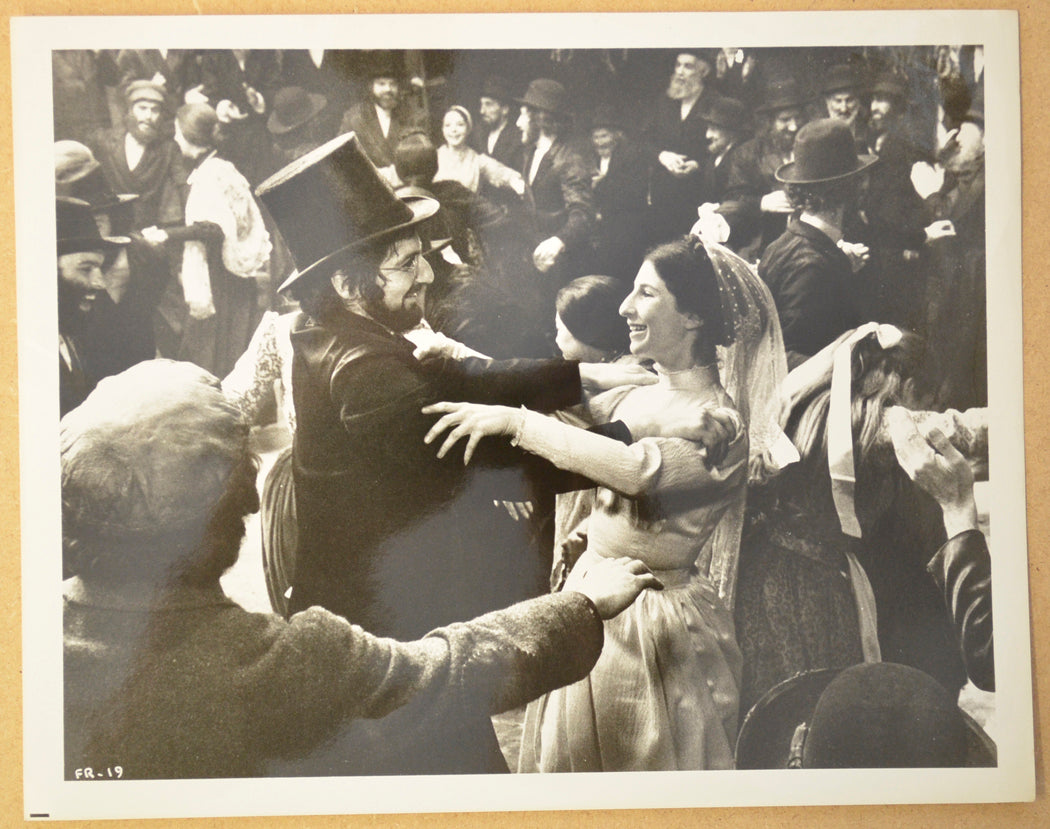 FIDDLER ON THE ROOF (Still 4) Cinema Black and White Press Stills 