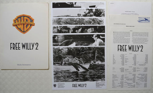 Free Willy 2 Original Cinema Exhibitors Press Kit 