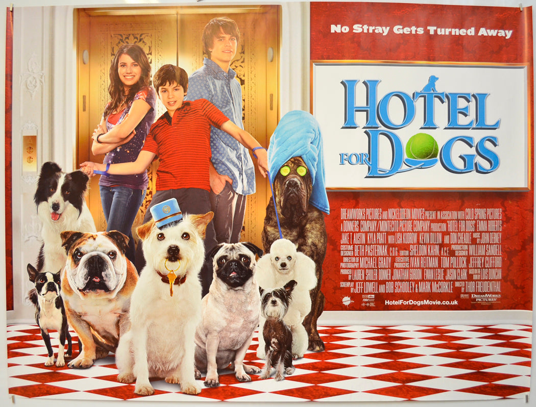 Hotel For Dogs  Original Quad Poster - Film Poster - Movie Poster