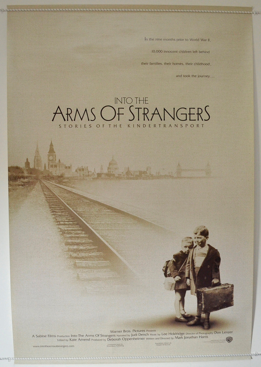 Into The Arms Of Strangers  Original One Sheet Poster - Film Poster - Movie Poster