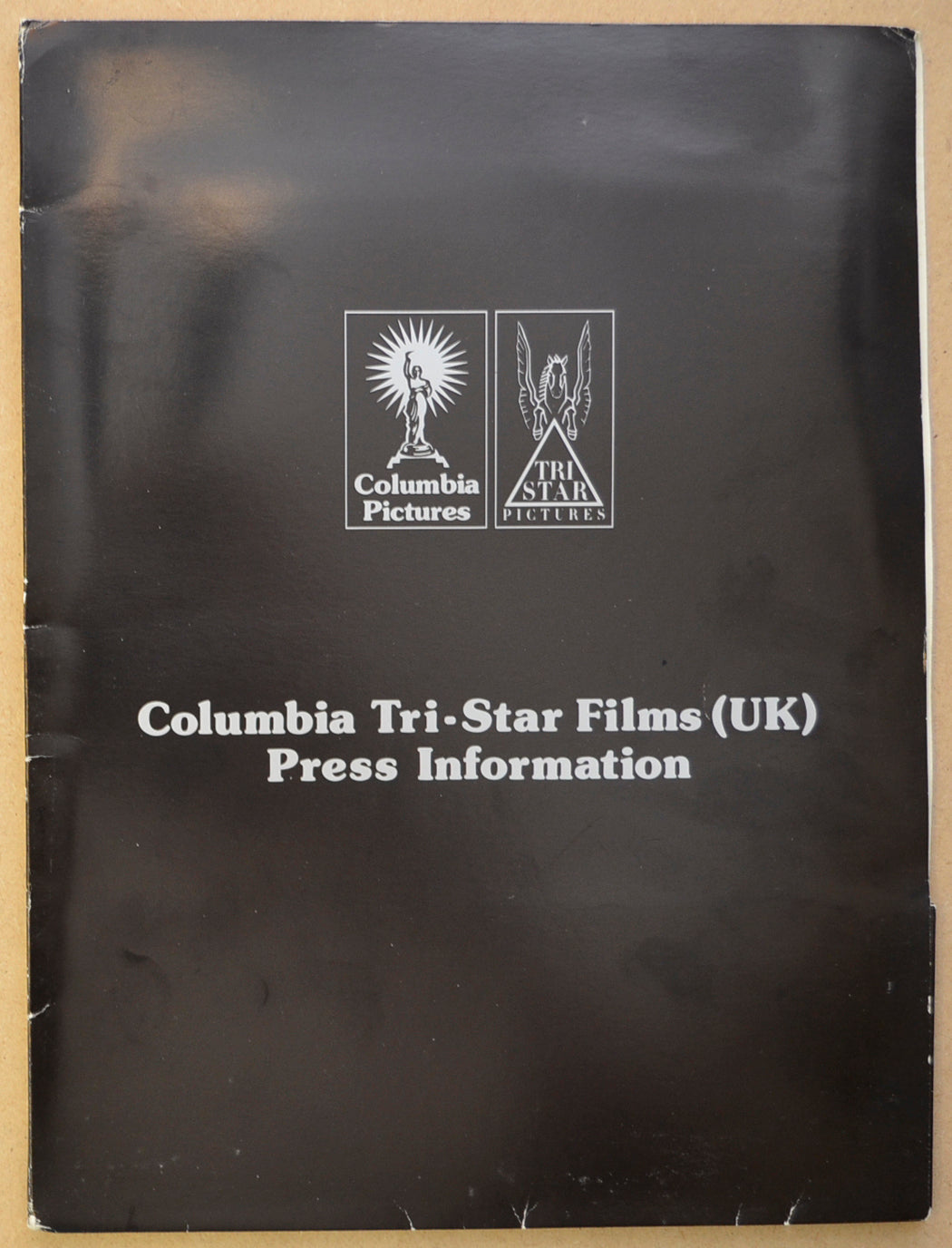 RETURN TO THE BLUE LAGOON Original Cinema Press Kit – Folder 