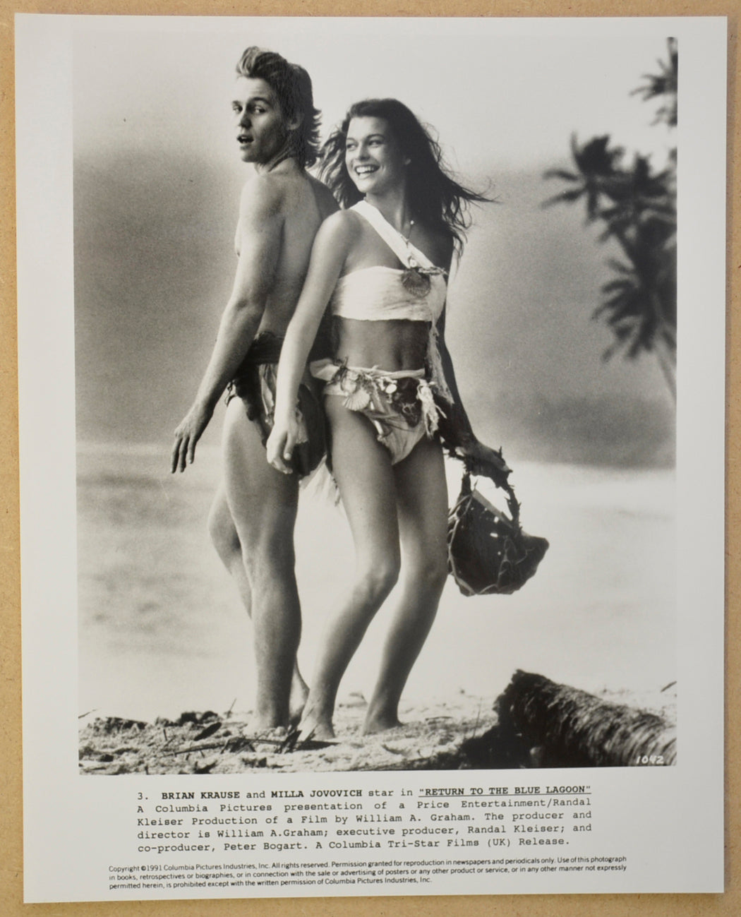 RETURN TO THE BLUE LAGOON Original Cinema Press Kit – Press Still 01 