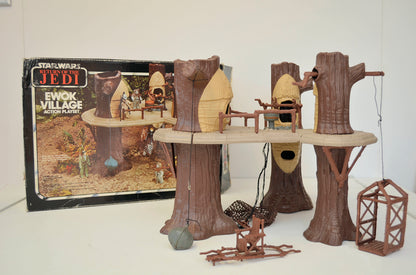 Star Wars : The Return Of The Jedi - Ewok Village Action Playset  Original Boxed Vintage Palitoy Toy (tri-logo box)