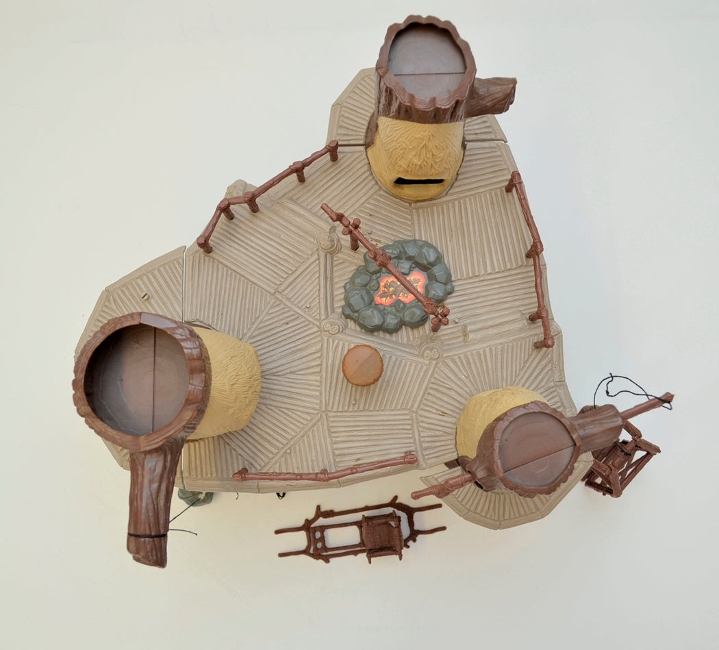 STAR WARS - RETURN OF THE JEDI - EWOK VILLAGE - Palitoy Toy - tri-logo (TOP View)  